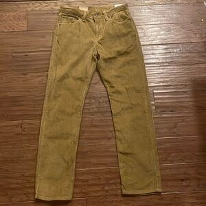 Levi's Women’s Corduroy Classic Flat Front Straight Leg Pants Size 28 x 30